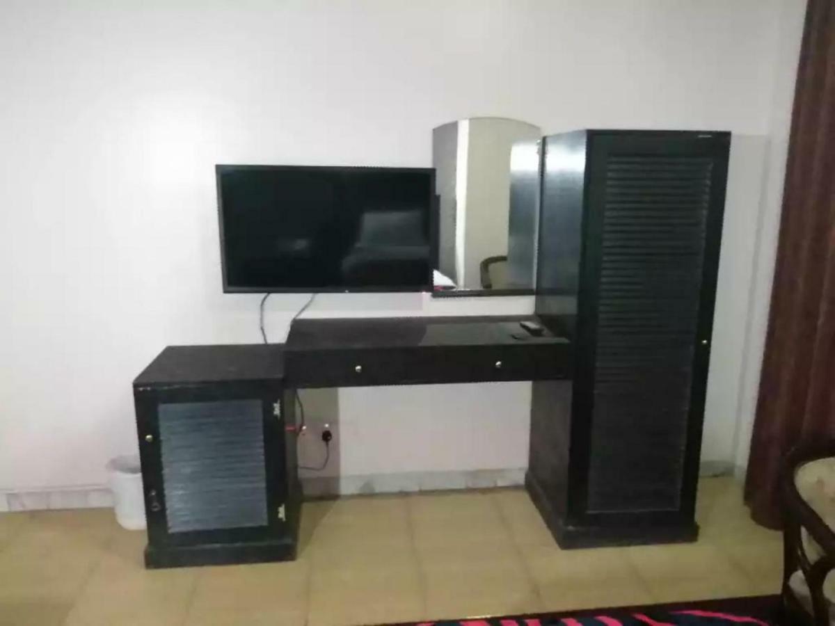 فندق العروبة Riaad Buitenkant foto